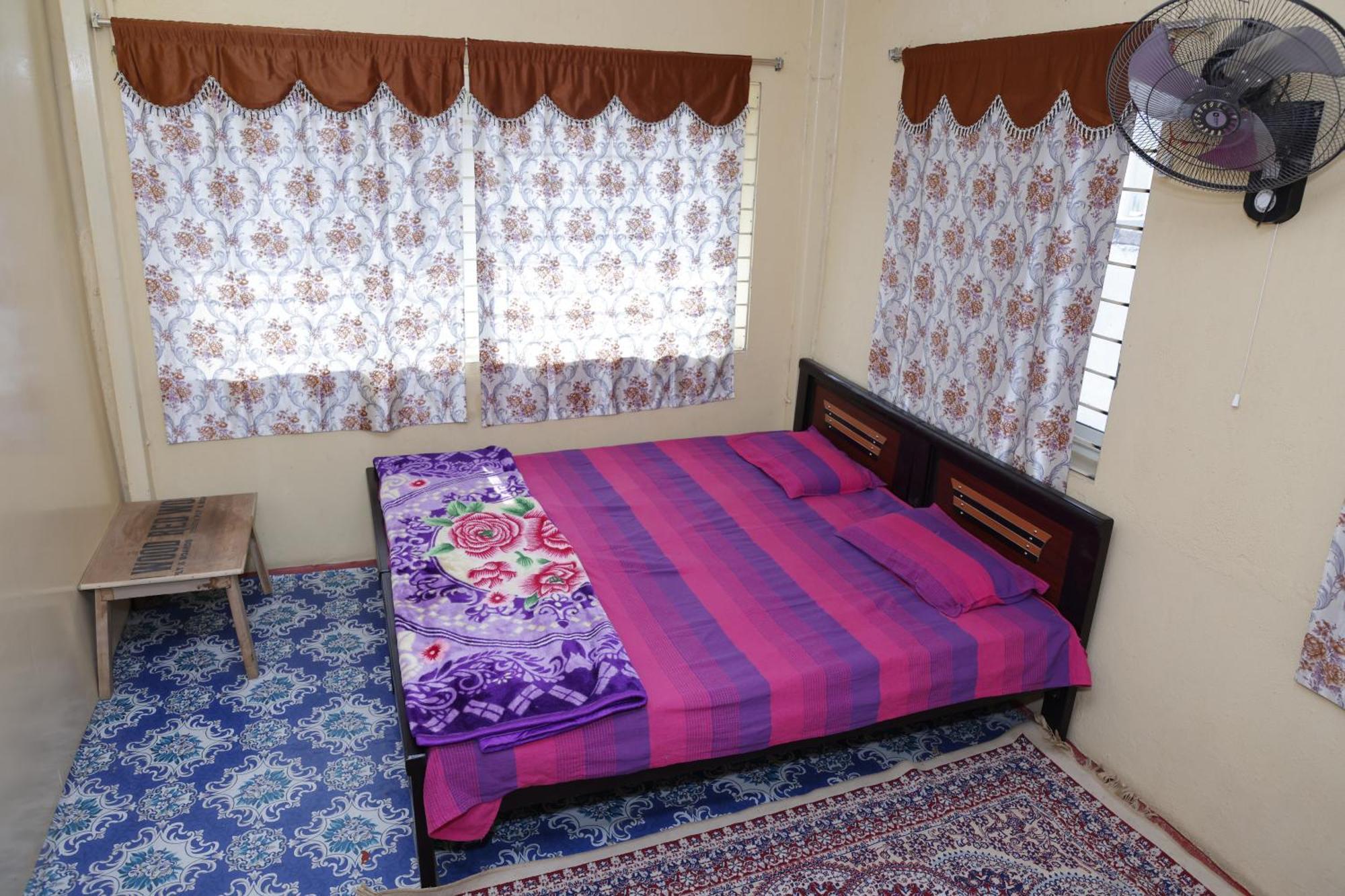 Апартаменты 3 Bhk Non-Ac For 4 To 10 Guests For Families Хайдарабад Экстерьер фото
